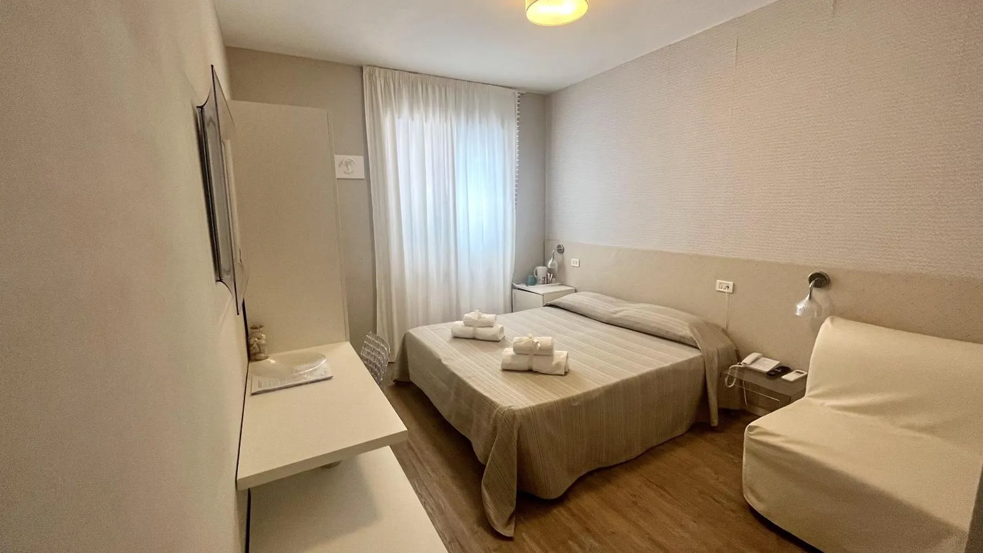 Hotel Villa Rosa Porto Azzurro 3*,  Italy